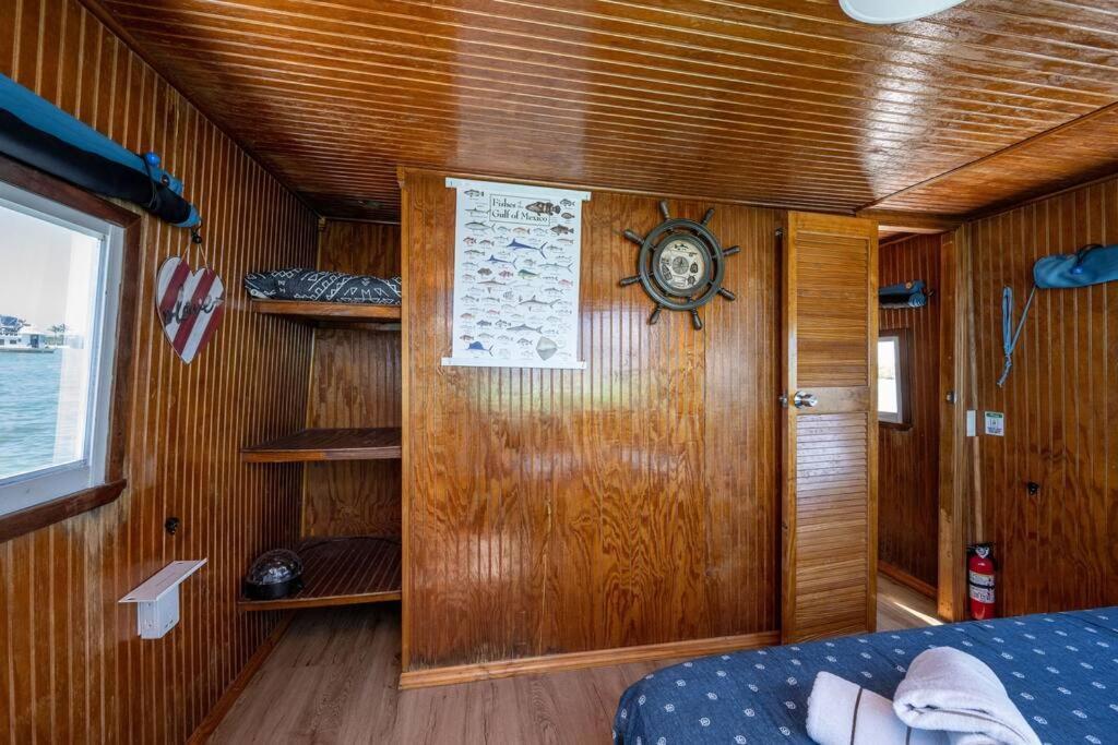 Beautiful Houseboat In Key West Hotel Exterior photo