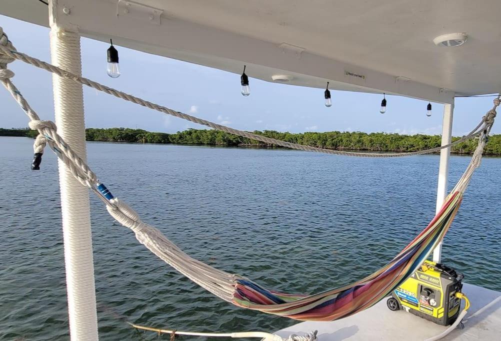 Beautiful Houseboat In Key West Hotel Exterior photo